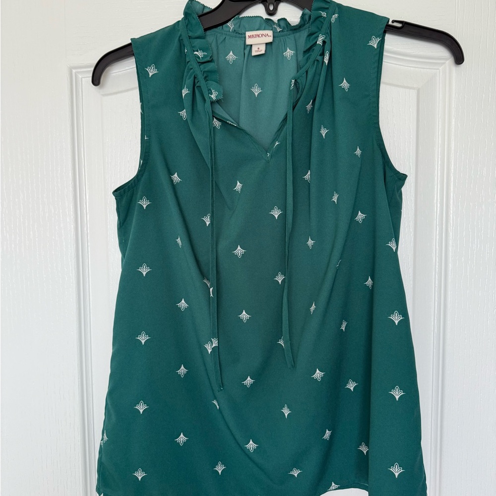 Merona Green Sleeveless Blouse